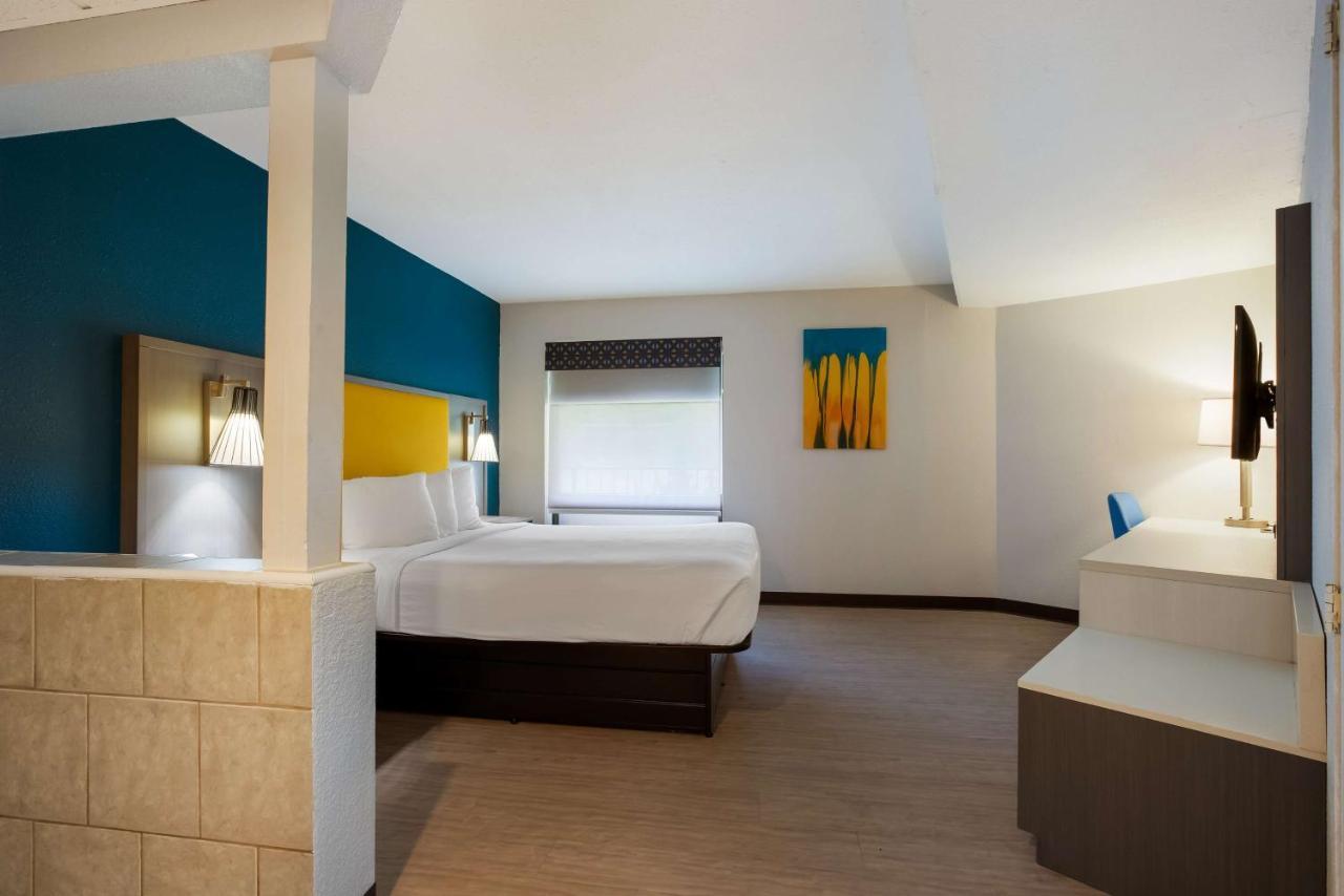 Best Western Bordentown Inn Экстерьер фото