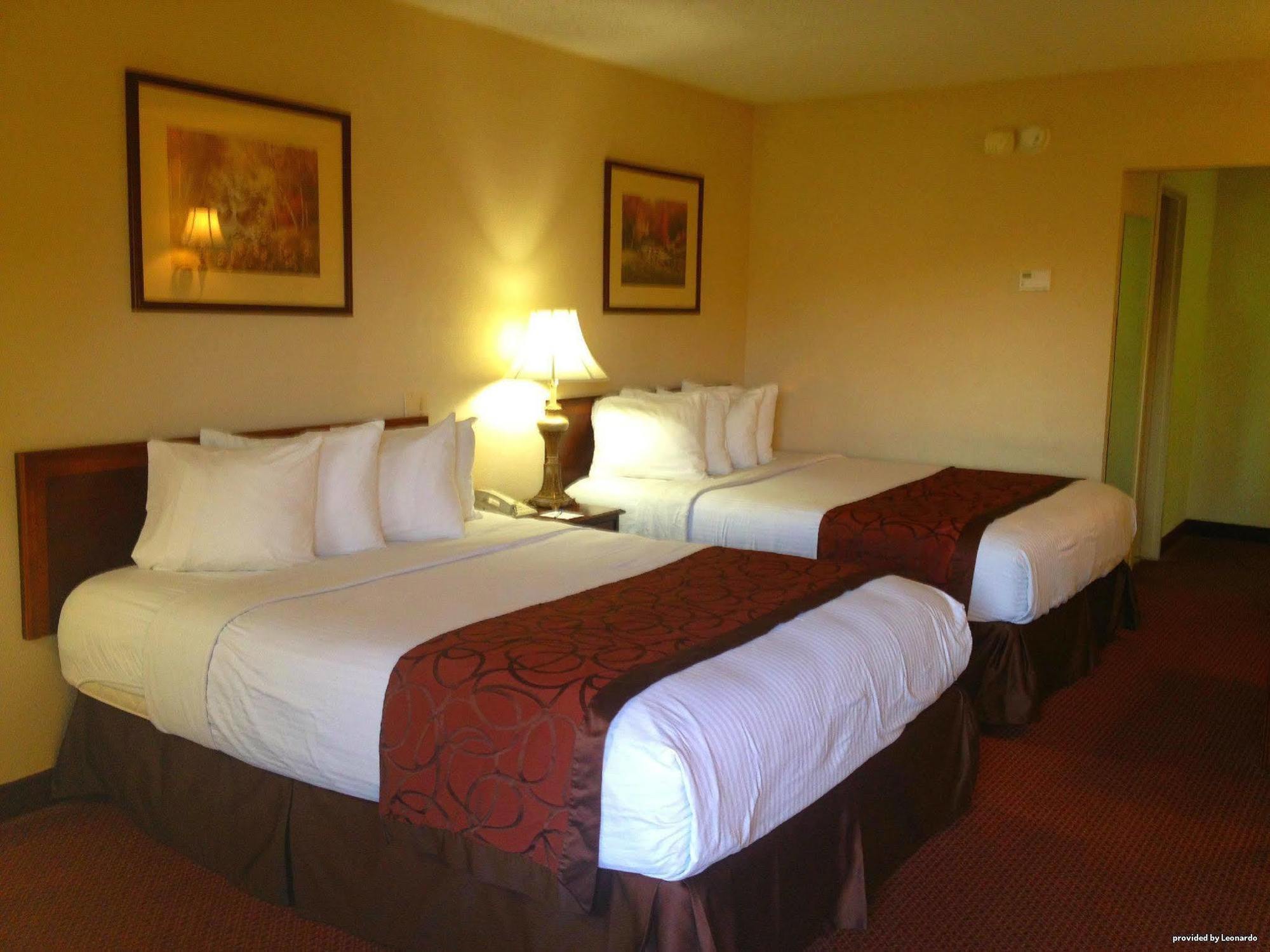 Best Western Bordentown Inn Номер фото
